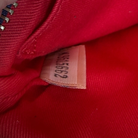 Dooney & Bourke Midnight Blue Pebble Grain Leather Wristlet - Picture 8 of 9